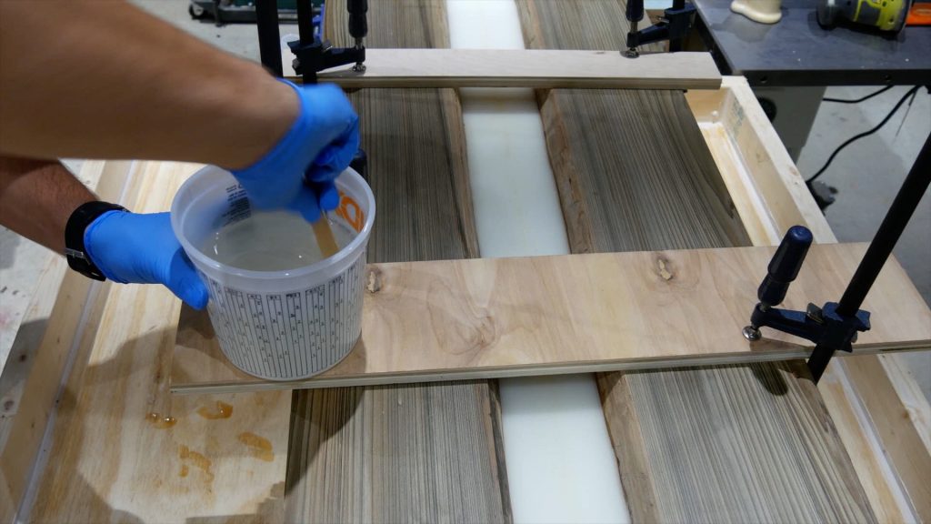 How to make epoxy table