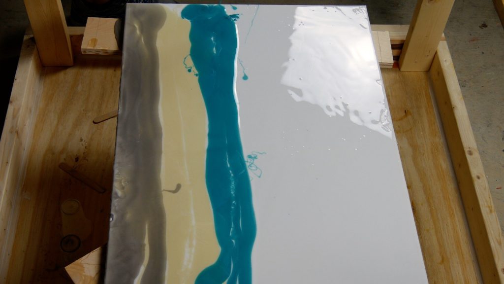 how to make resin art aqua color