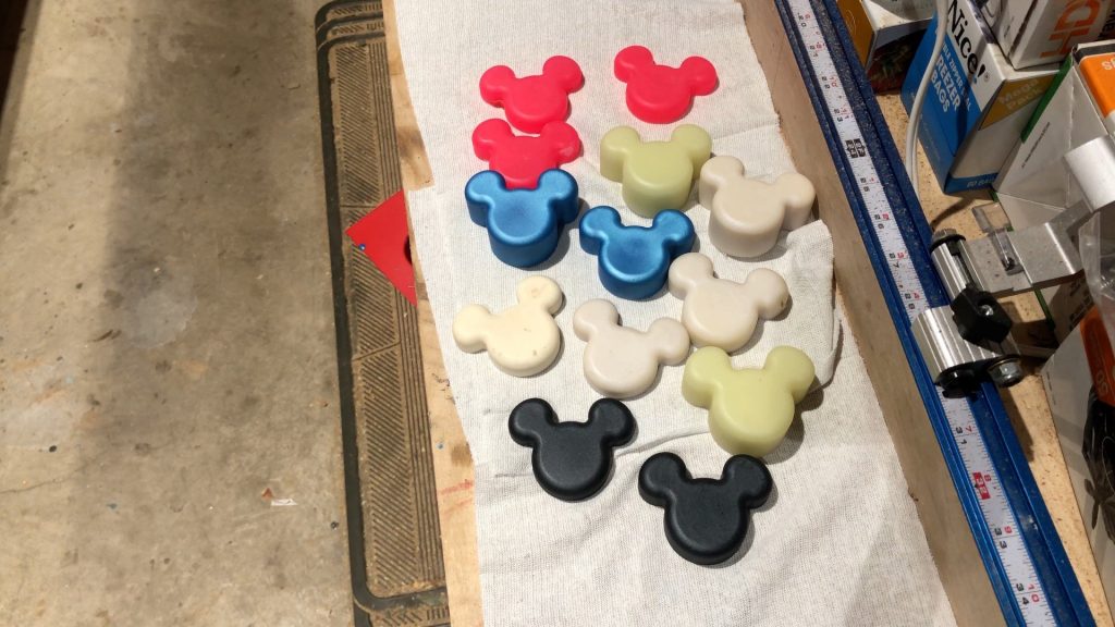 Resin Casting How to Make Mickey Mouse Ears-all