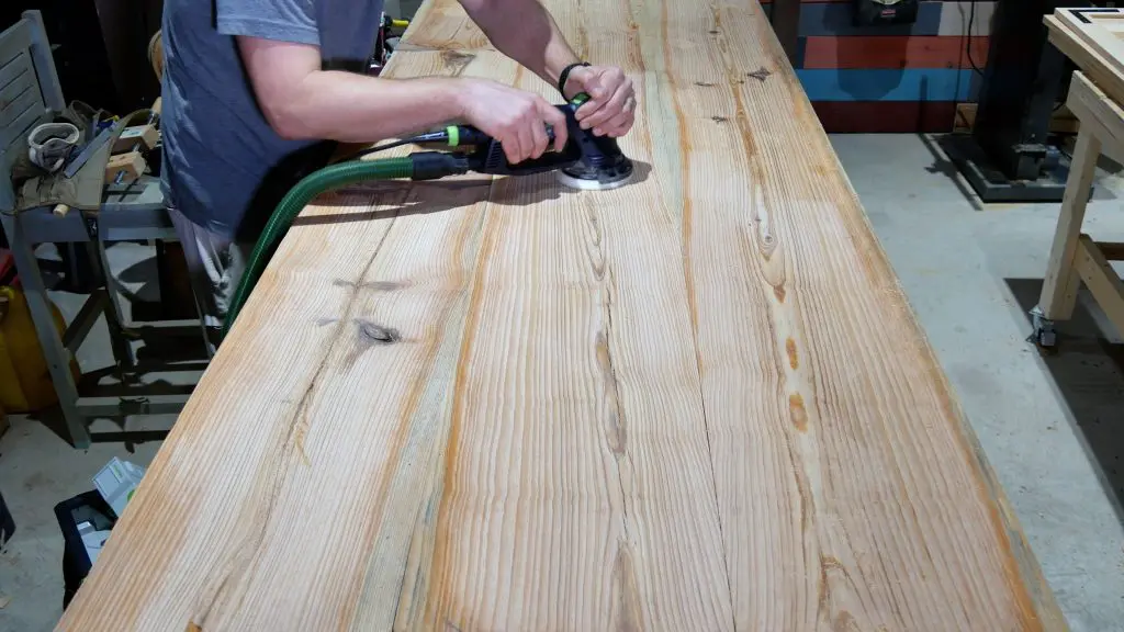 How to Make a Rustic Table with Epoxy Resin - Remove Planer Marks
