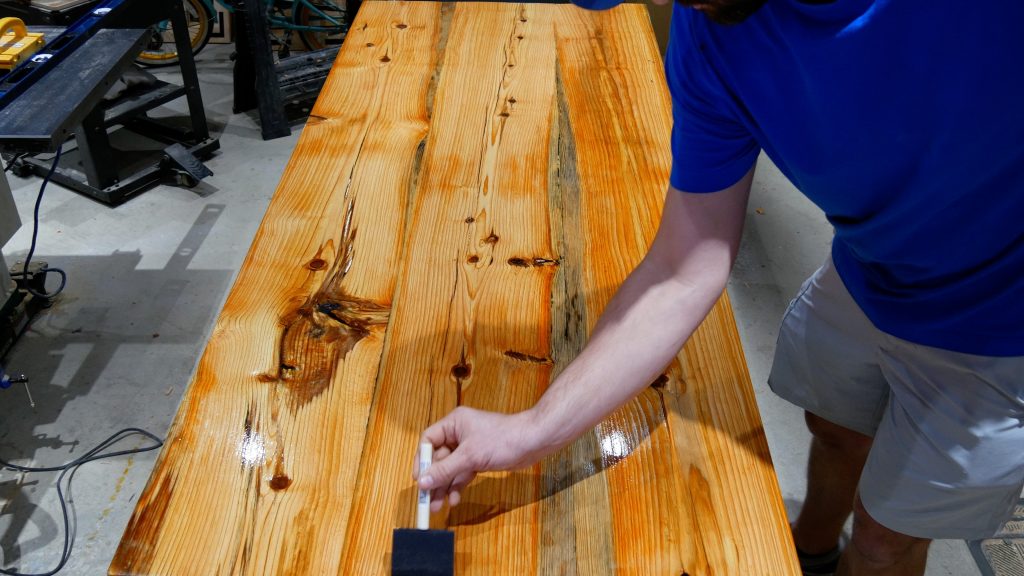 how to make a rustic table with epoxy resin - general finishes satin