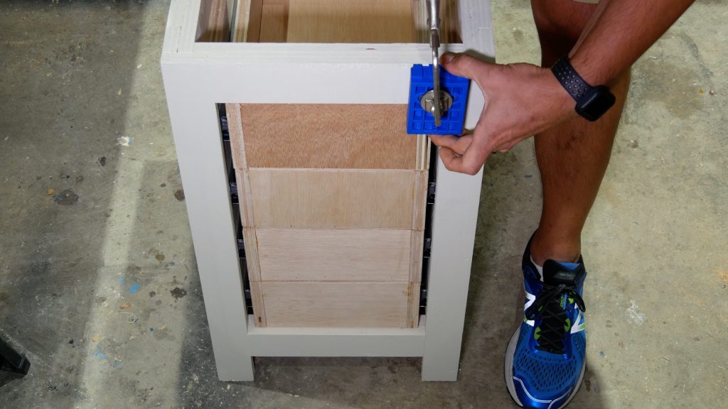 DIY Base Cabinet with Drawers_attach to table with Kreg jig left side