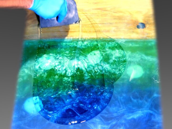 How to Make Resin Beach Art