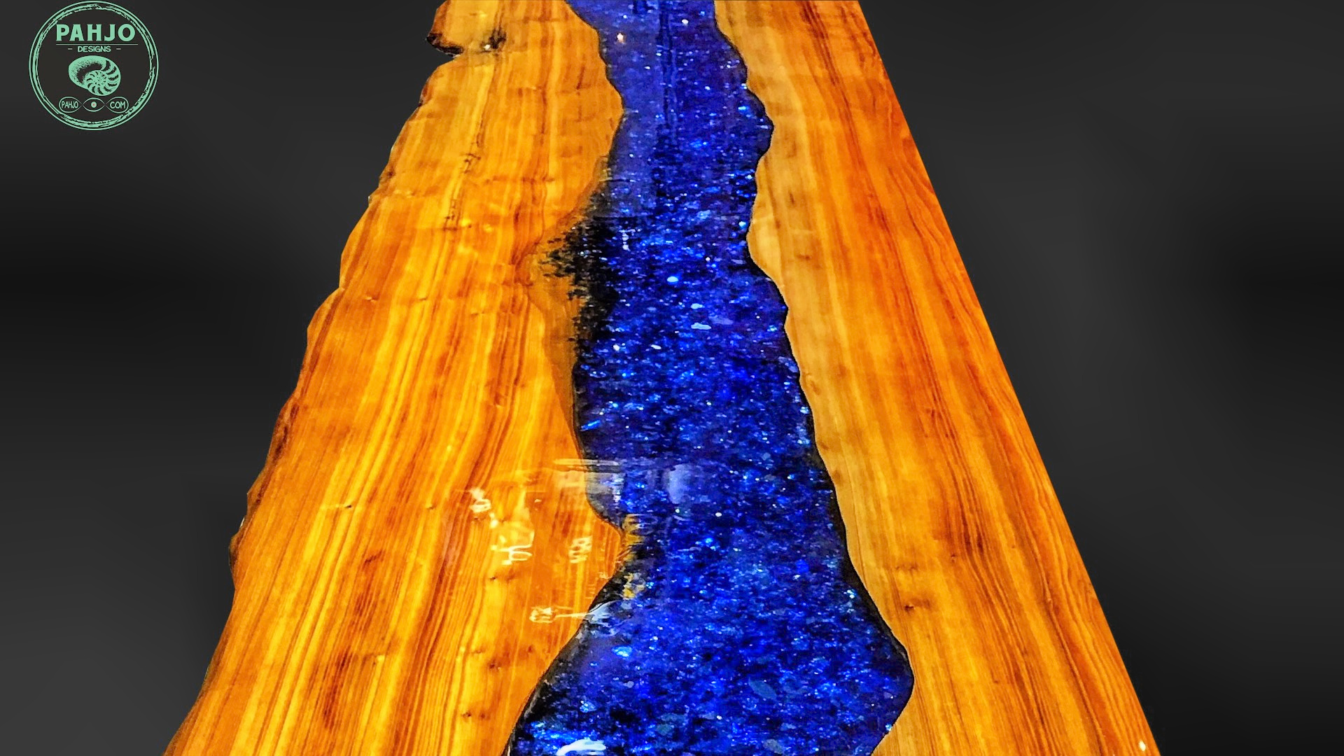 DIY Live Edge Wood Slab Bar Top with Epoxy Resin