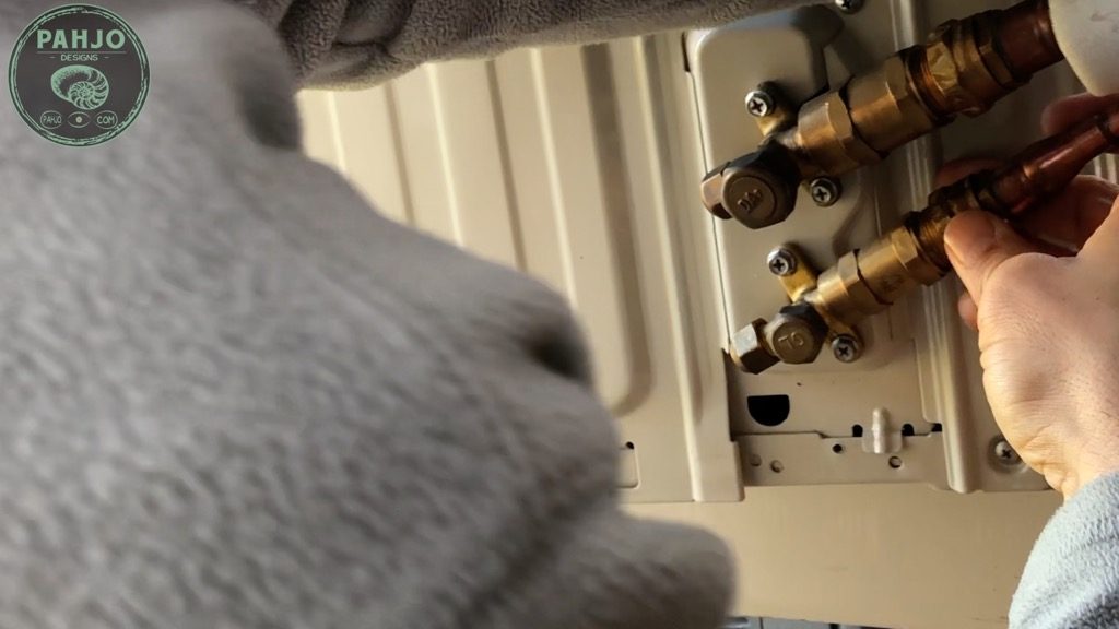 MRCOOL DIY 36k Mini Split Install Refrigerant Quick Connect Lines