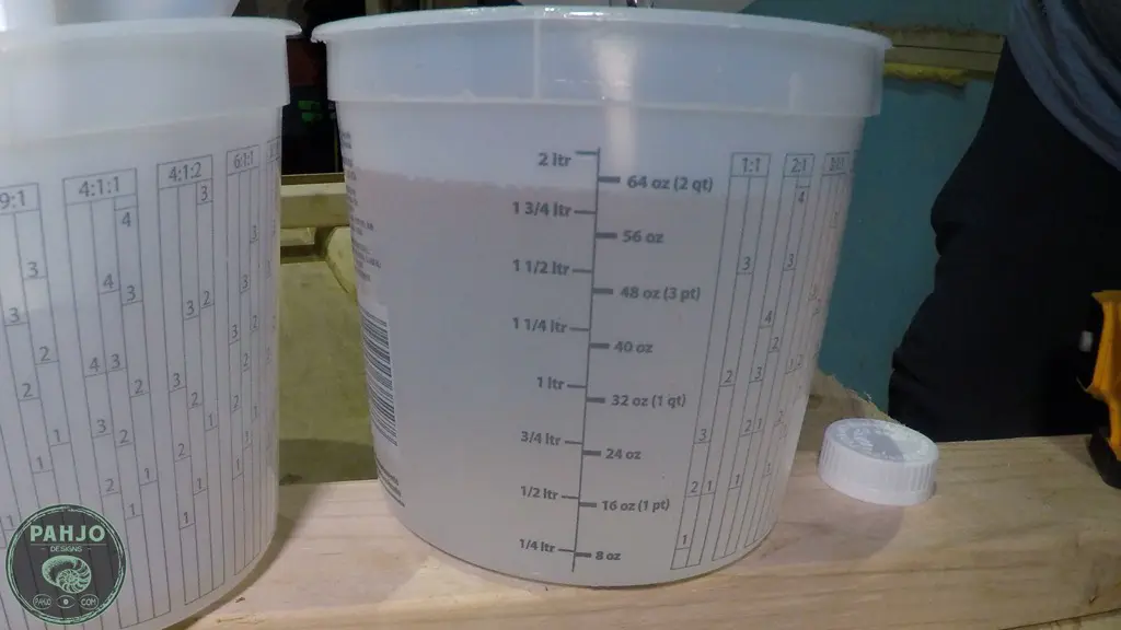 measure epoxy resin