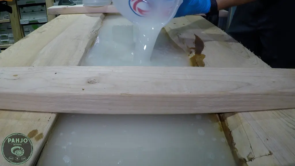 seashell resin table epoxy pour