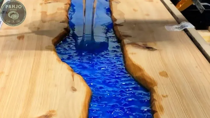 diy live edge river table with epoxy