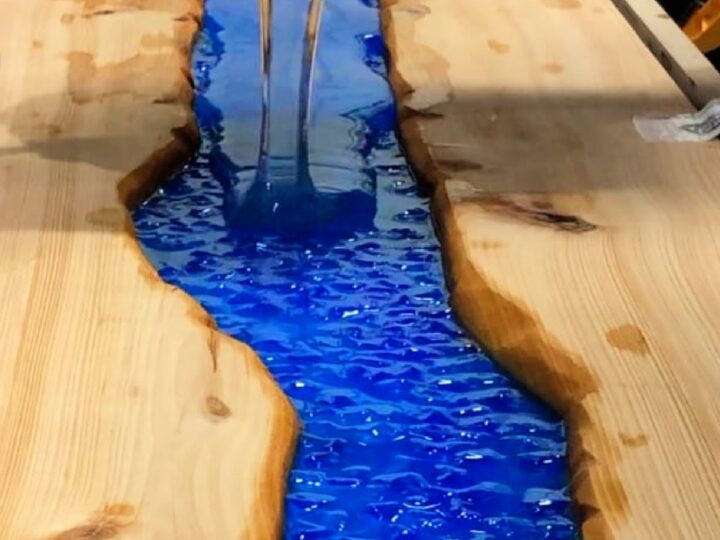 diy live edge river table with epoxy