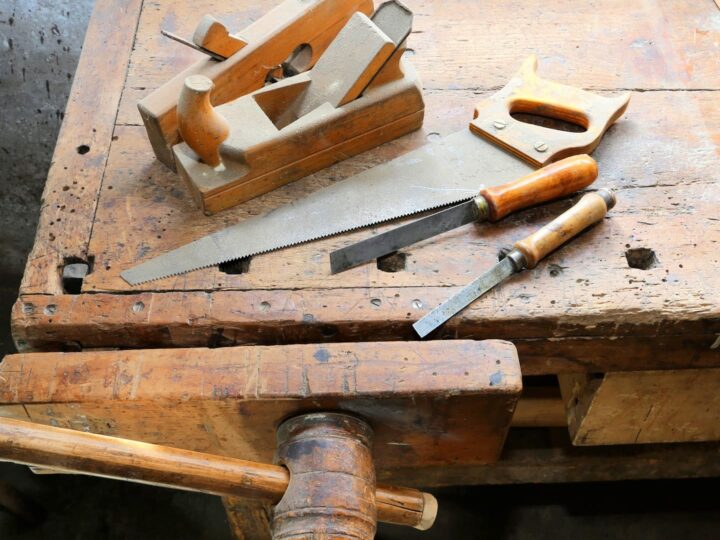 17 Free DIY Workbench Plans